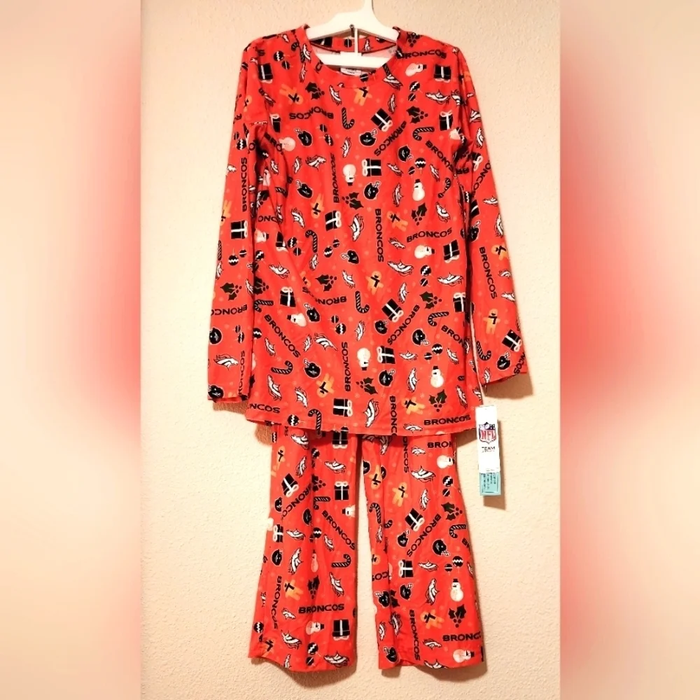 NFL Denver Broncos Football Pajamas Christmas Youth Sz XL 16-18 NWT